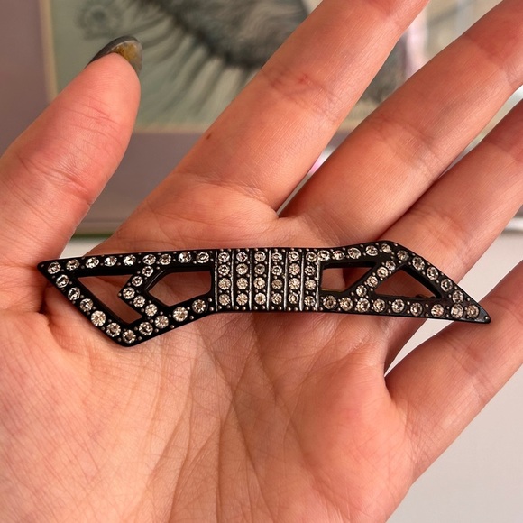 Art Deco Rhinestone Bow Brooch – Late 1920s to 1930s Celluloid Plastic Pin - Picture 1 of 7